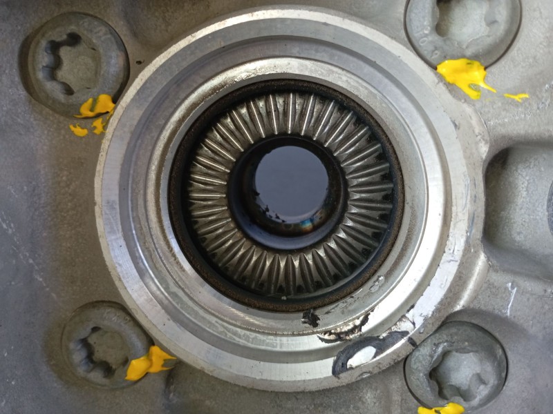 Recambio de mangueta delantera derecha para bmw x1 (f48) sdrive 18 d referencia OEM IAM 6876646 687685404R 