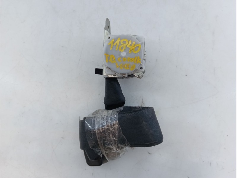 Recambio de cinturon seguridad trasero derecho para toyota corolla verso (r1) 2.2 d-4d luna referencia OEM IAM H073818  