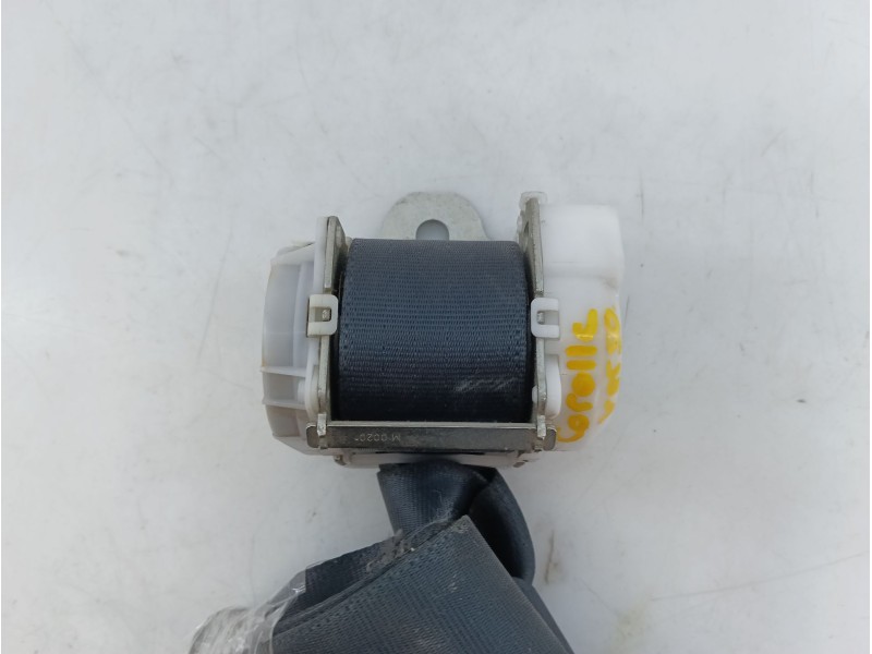 Recambio de cinturon seguridad trasero derecho para toyota corolla verso (r1) 2.2 d-4d luna referencia OEM IAM H073818  