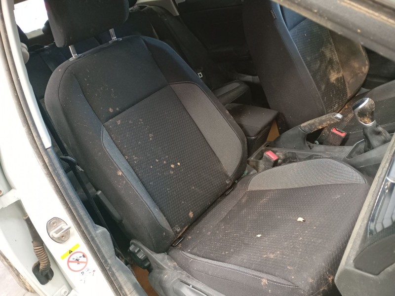 volkswagen taigo (cs1) del año 2023