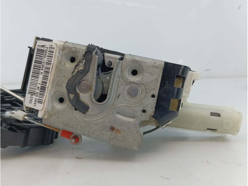 Recambio de cerradura puerta delantera izquierda para jeep wrangler iv (jl) 2.0 t-gdi (jl72, jl74) referencia OEM IAM P68282353A