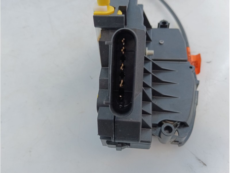 Recambio de cerradura puerta trasera izquierda para ford ecosport 1.0 ecoboost referencia OEM IAM   