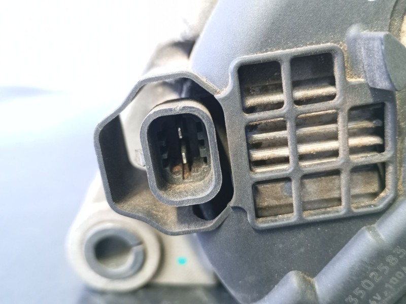 Recambio de alternador para opel insignia a (g09) 2.0 cdti (68) referencia OEM IAM 13502583  