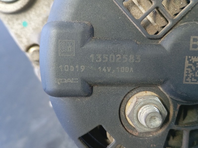 Recambio de alternador para opel insignia a (g09) 2.0 cdti (68) referencia OEM IAM 13502583  