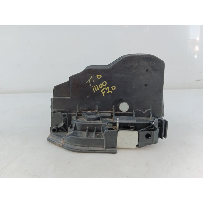 Recambio de cerradura puerta trasera derecha para bmw serie 1 lim. (f20/f21) 118d referencia OEM IAM 7229460  