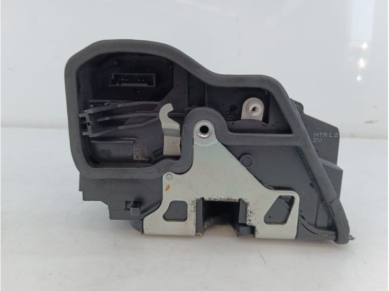 Recambio de cerradura puerta trasera derecha para bmw serie 1 lim. (f20/f21) 118d referencia OEM IAM 7229460  