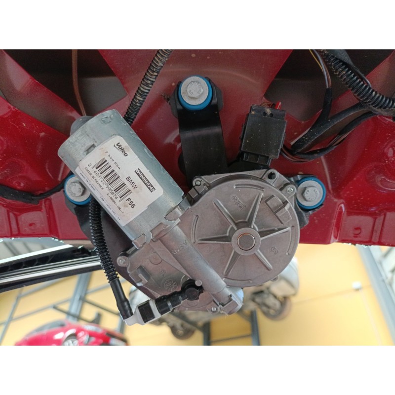 Recambio de motor limpia trasero para mini mini (f56) cooper referencia OEM IAM 7329850  