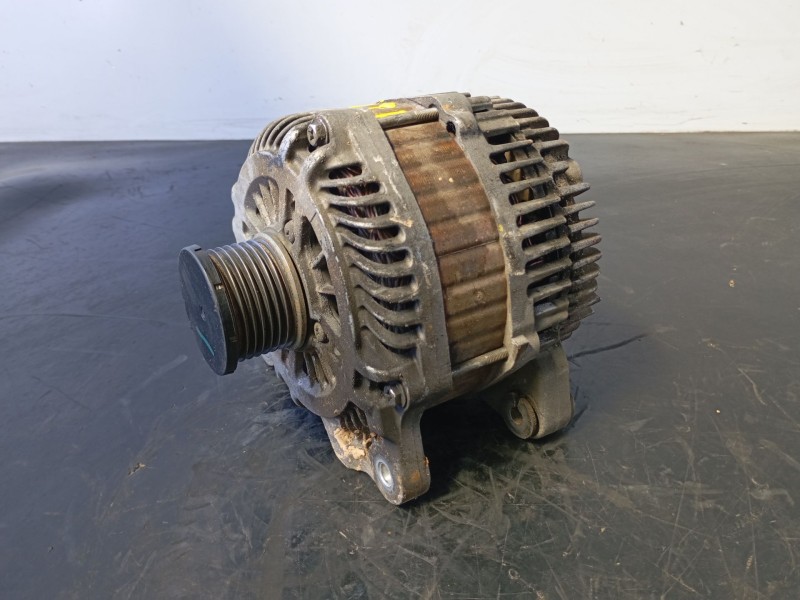 Recambio de alternador para renault laguna iii dynamique referencia OEM IAM   