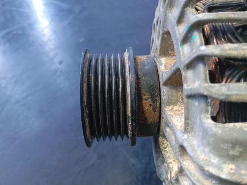 Recambio de alternador para ford kuga ii (dm2) 2.0 tdci 4x4 referencia OEM IAM FV4T10300MBF FG15TO93 