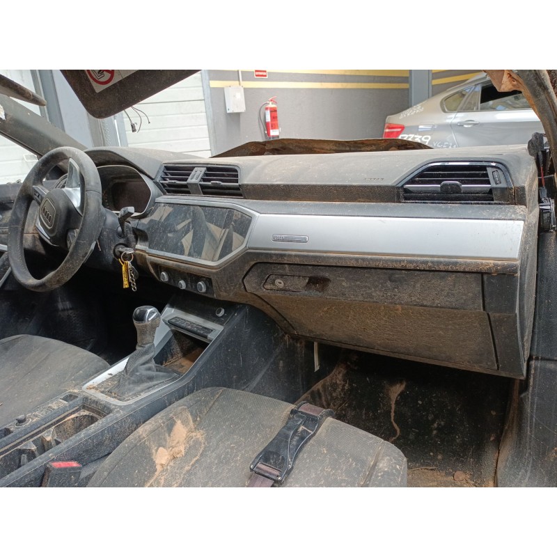 audi q3 sportback (f3n) del año 2021