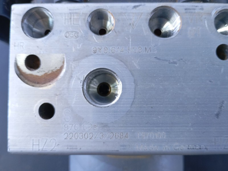 Recambio de abs para porsche cayenne coupe (9yb) 3.0 e-hybrid awd referencia OEM IAM 9Y0614508M  