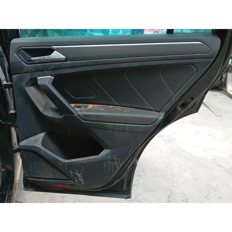 Recambio de guarnecido puerta trasera derecha para volkswagen tiguan (ad1, ax1) 2.0 tdi referencia OEM IAM   