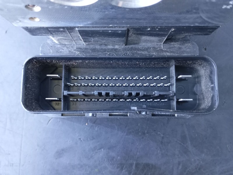 Recambio de abs para volvo s60 lim. kinetic referencia OEM IAM P31273882 AG9N2C405AB 