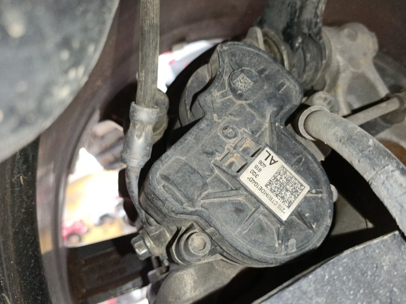 Recambio de pinza freno trasera derecha para audi q3 sportback (f3n) 35 tdi referencia OEM IAM 3Q0615406AL  