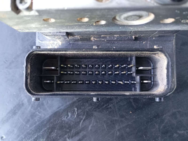 Recambio de abs para ssangyong korando (ck) 2.2 xdi referencia OEM IAM 4892034500  