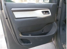 GUARNECIDO PUERTA DELANTERA IZQUIERDA 