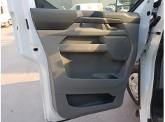 GUARNECIDO PUERTA DELANTERA IZQUIERDA 