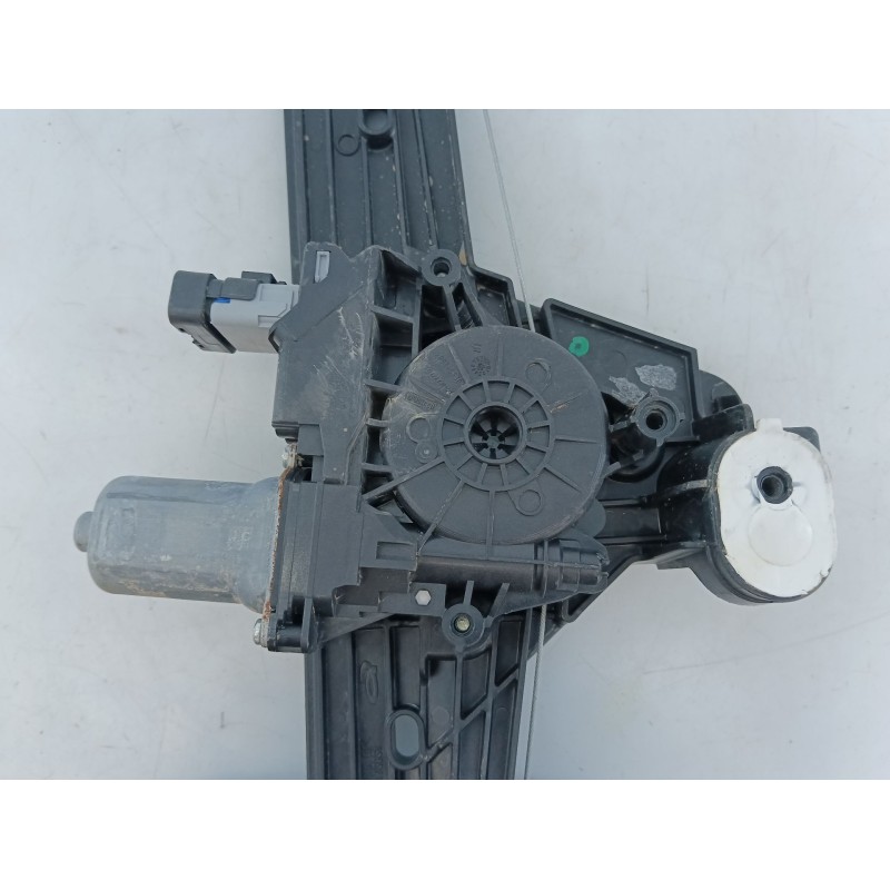 Recambio de elevalunas trasero derecho para peugeot 208 ii (ub_, up_, uw_, uj_) 1.2 puretech 100 referencia OEM IAM   