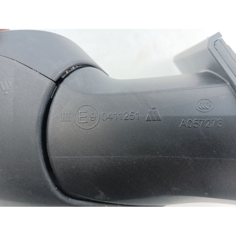 Recambio de retrovisor derecho electrico para renault megane iv sedán 1.3 tce 140 (lvnb) referencia OEM IAM E90411251  