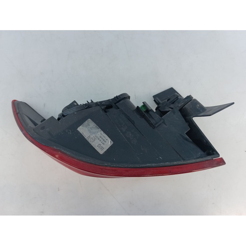 Recambio de piloto trasero derecho para renault clio iv societé referencia OEM IAM   