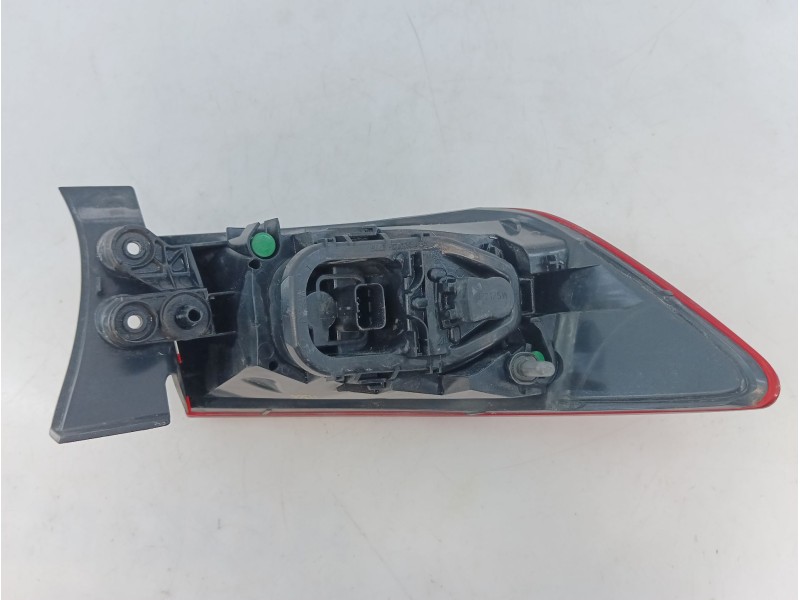 Recambio de piloto trasero derecho para renault clio iv societé referencia OEM IAM   