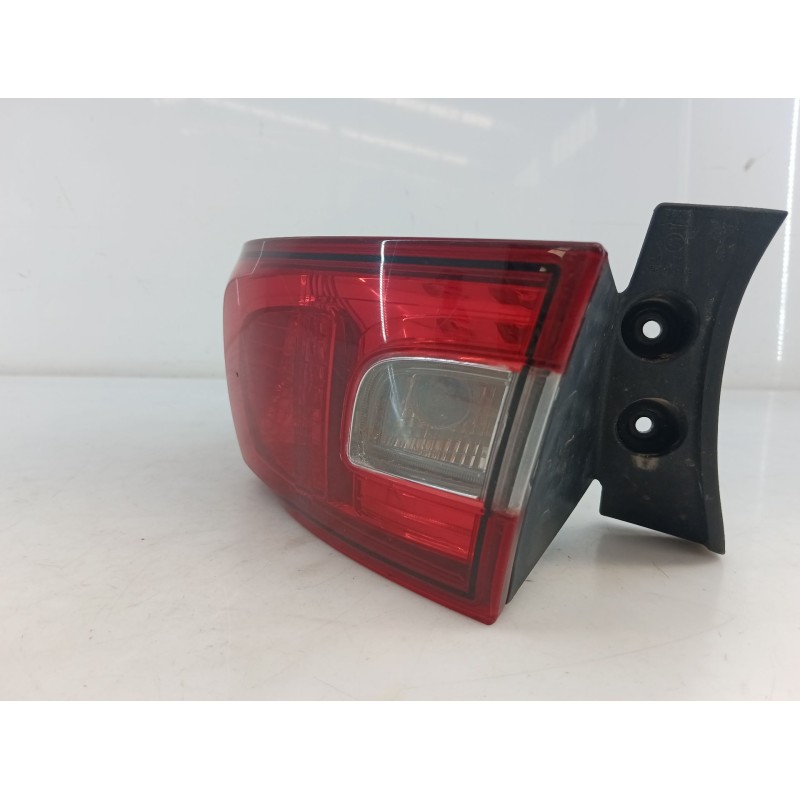 Recambio de piloto trasero derecho para renault clio iv societé referencia OEM IAM   