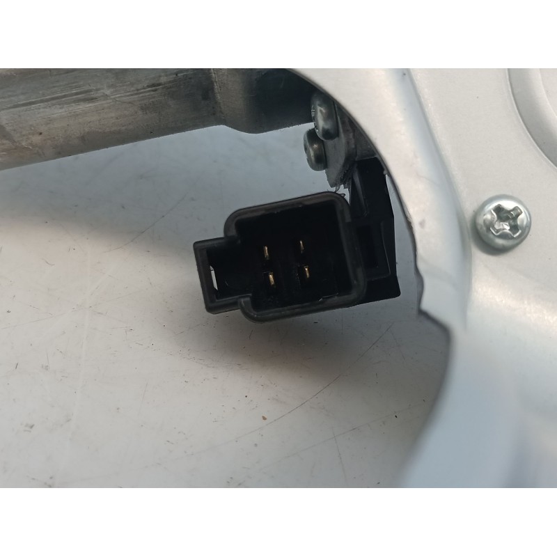 Recambio de motor limpia trasero para kia stonic (yb) 1.0 t-gdi referencia OEM IAM 98700H800 035111900 