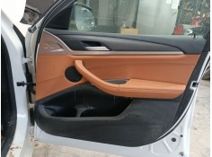 GUARNECIDO PUERTA DELANTERA DERECHA 