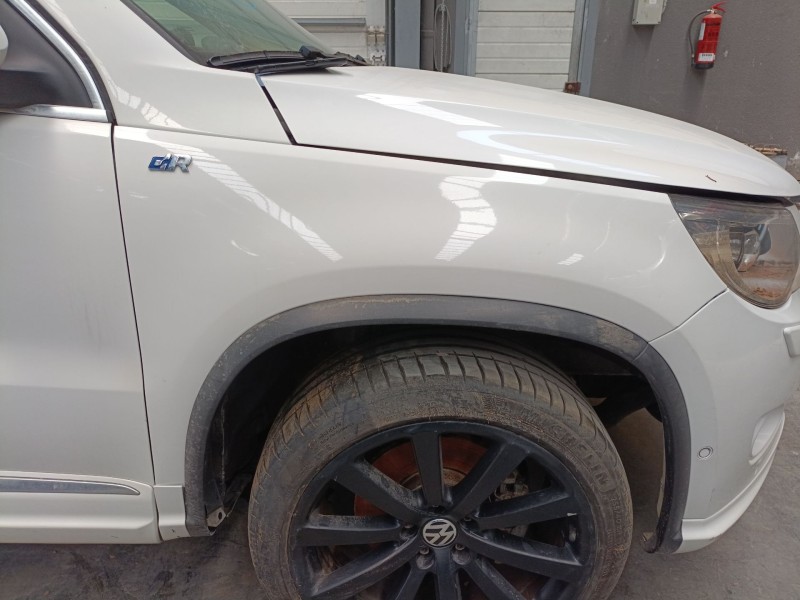 Recambio de aleta delantera izquierda para volkswagen tiguan (5n_) 2.0 tfsi 4motion referencia OEM IAM   