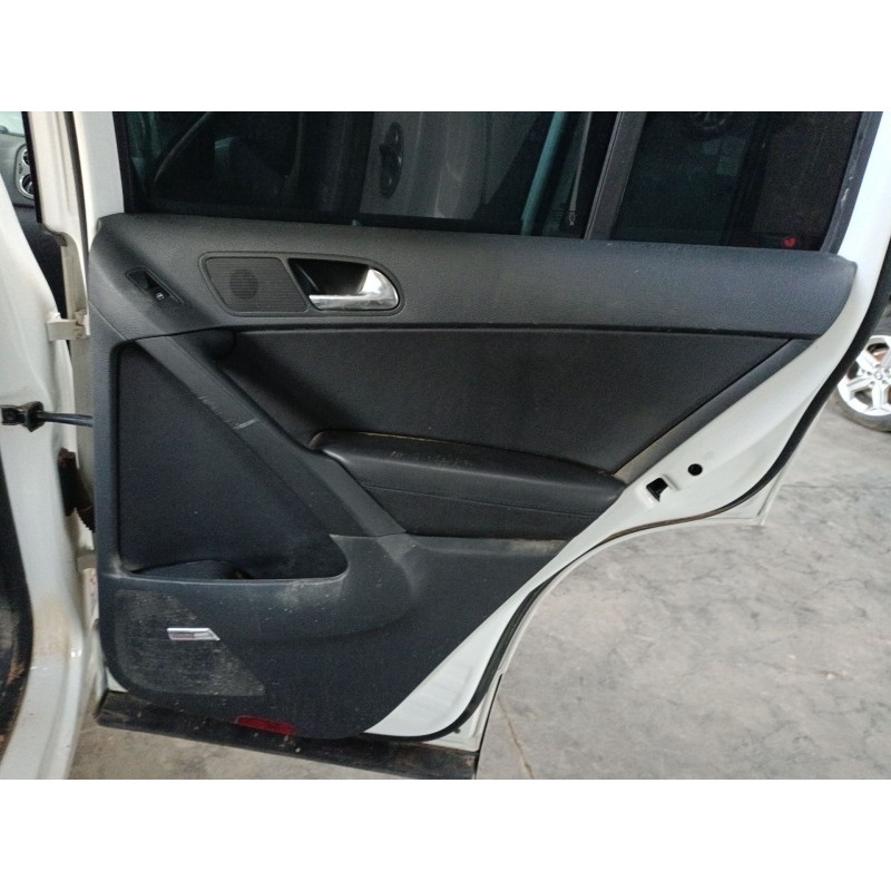 Recambio de guarnecido puerta trasera derecha para volkswagen tiguan (5n_) 2.0 tfsi 4motion referencia OEM IAM   