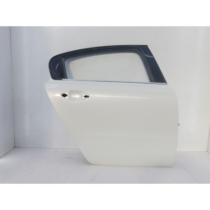 Recambio de puerta trasera derecha para peugeot 508 gt referencia OEM IAM   