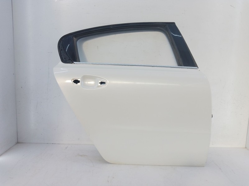 Recambio de puerta trasera derecha para peugeot 508 gt referencia OEM IAM   