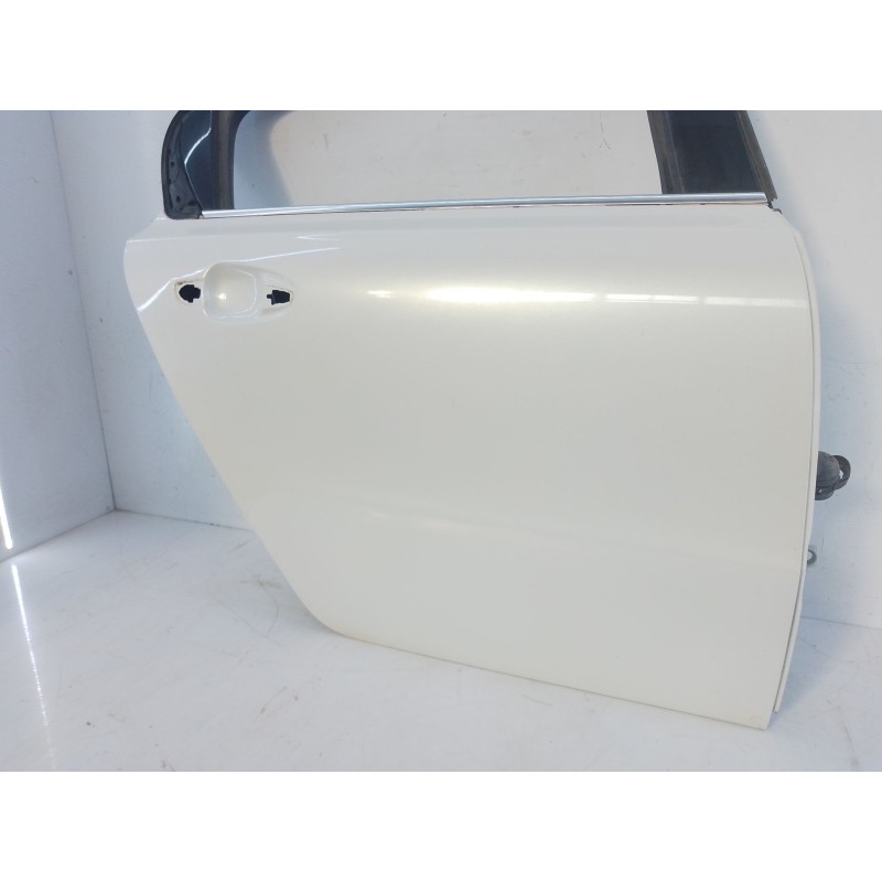 Recambio de puerta trasera derecha para peugeot 508 gt referencia OEM IAM   