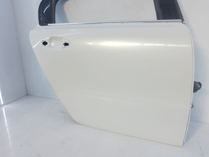 Recambio de puerta trasera derecha para peugeot 508 gt referencia OEM IAM   
