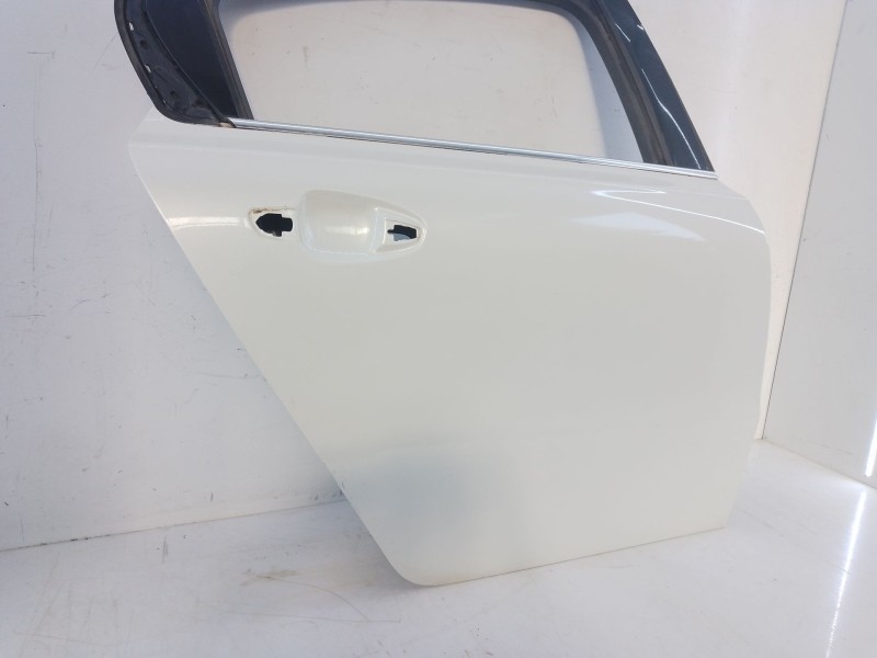 Recambio de puerta trasera derecha para peugeot 508 gt referencia OEM IAM   