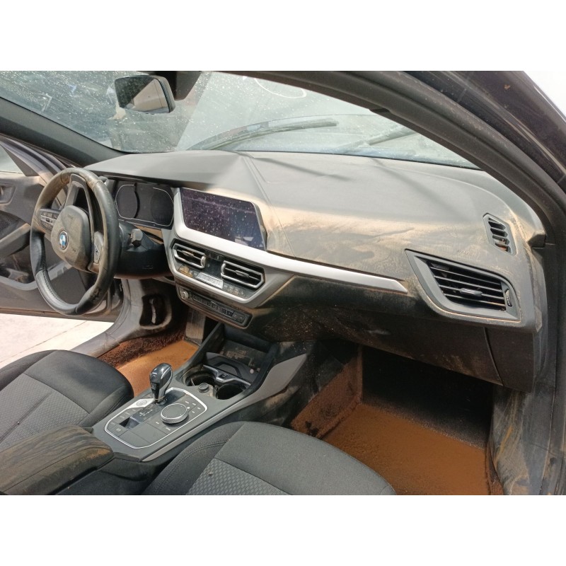 bmw 1 (f40) del año 2019