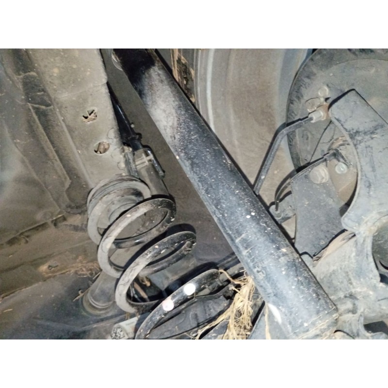 Recambio de amortiguador trasero derecho para nissan juke (f15) 1.5 dci referencia OEM IAM   