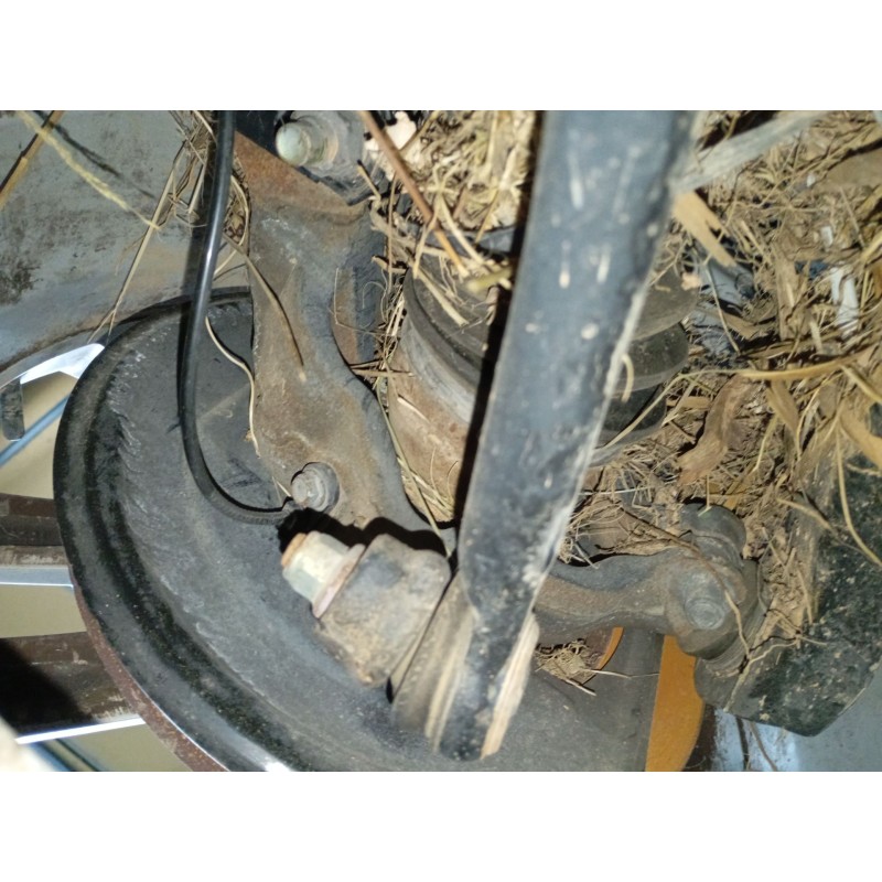 Recambio de mangueta delantera izquierda para nissan juke (f15) 1.5 dci referencia OEM IAM   