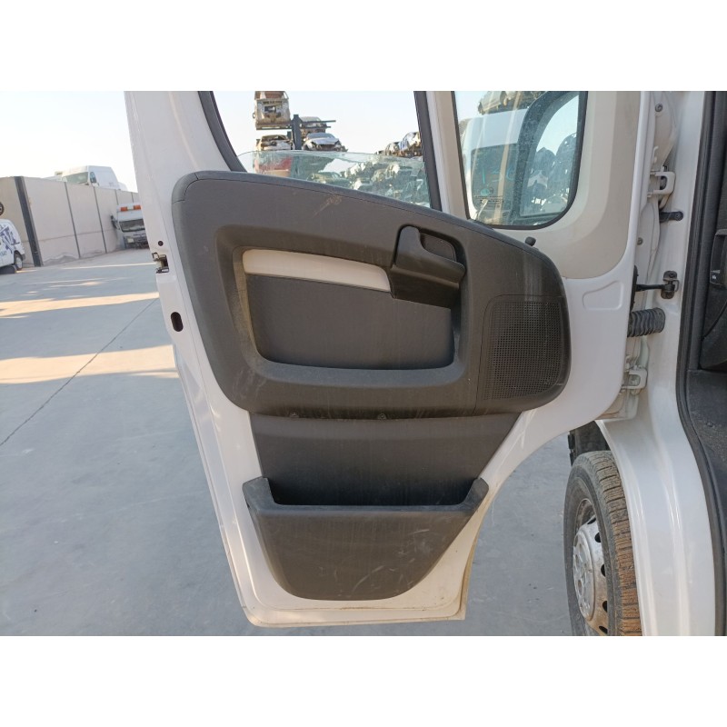Recambio de guarnecido puerta delantera izquierda para opel movano c furgoneta (u9) 2.2 d referencia OEM IAM   