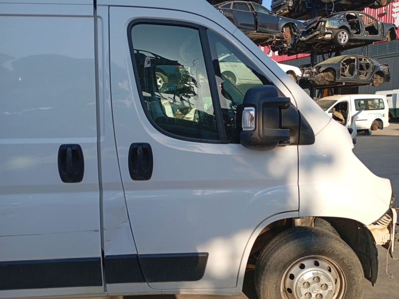 Recambio de puerta delantera derecha para citroën jumper ii furgoneta 2.2 bluehdi 140 referencia OEM IAM   