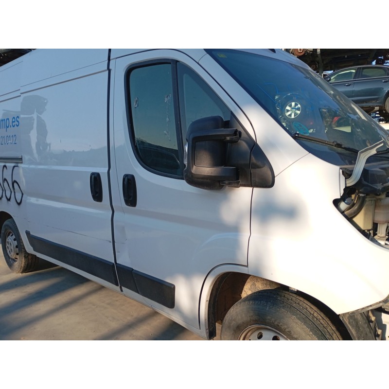 Recambio de puerta delantera derecha para citroën jumper ii furgoneta 2.2 bluehdi 140 referencia OEM IAM   