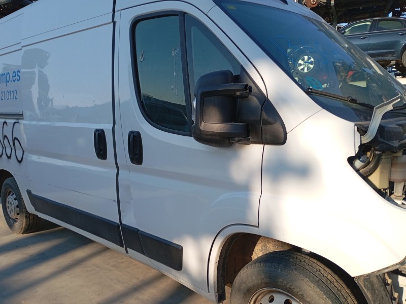 Recambio de puerta delantera derecha para citroën jumper ii furgoneta 2.2 bluehdi 140 referencia OEM IAM   