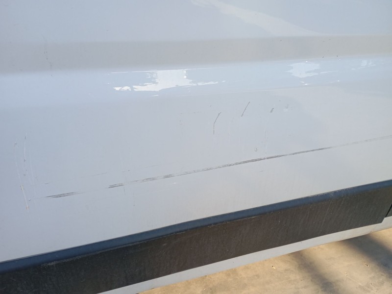 Recambio de puerta lateral corredera derecha para citroën jumper ii furgoneta 2.2 bluehdi 140 referencia OEM IAM   