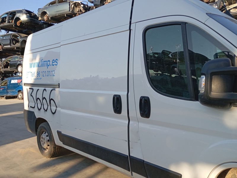 Recambio de puerta lateral corredera derecha para citroën jumper ii furgoneta 2.2 bluehdi 140 referencia OEM IAM   