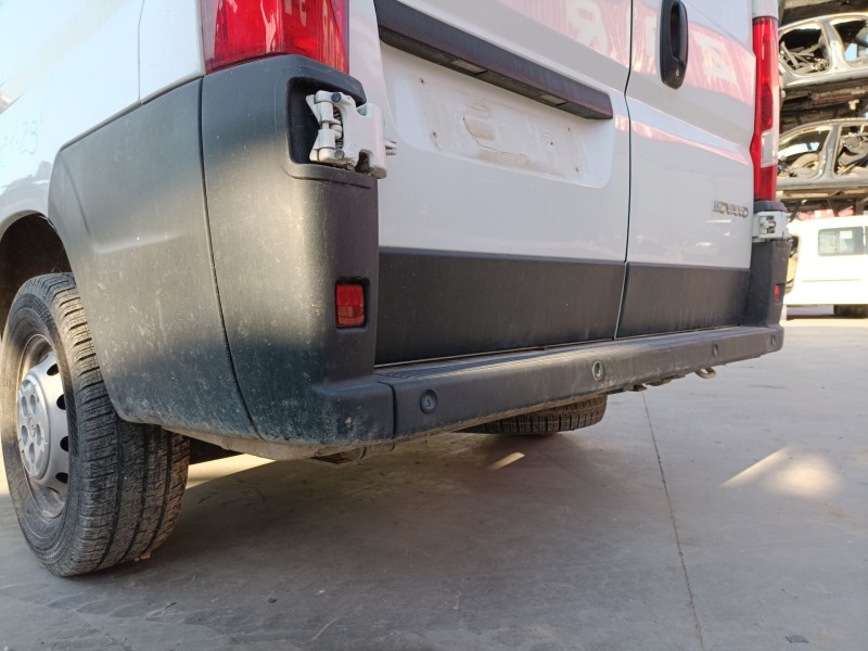 Recambio de paragolpes trasero para opel movano c furgoneta (u9) 2.2 d referencia OEM IAM   