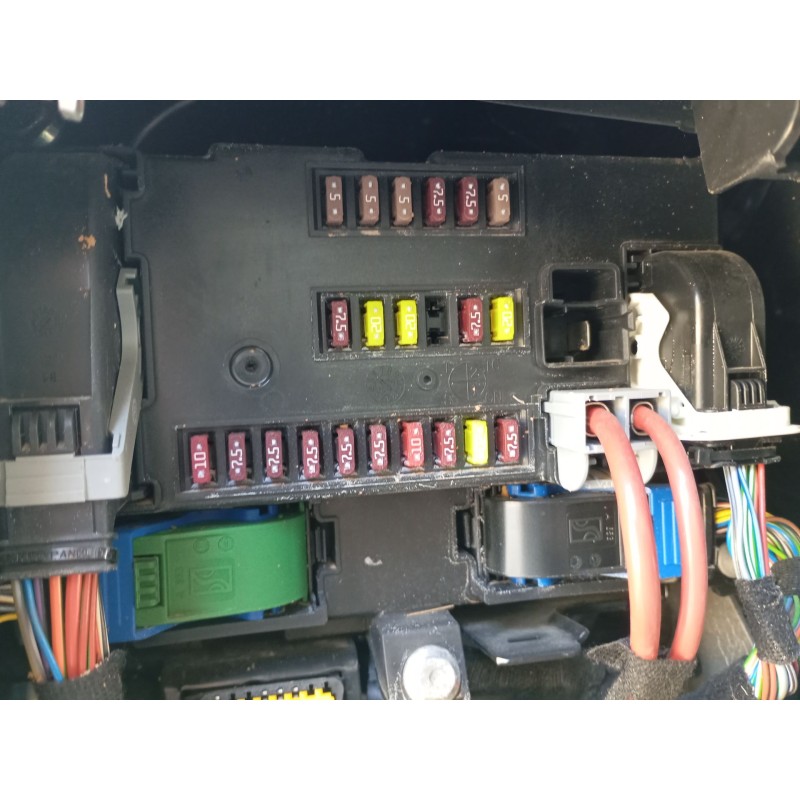 Recambio de caja reles / fusibles para citroën jumper ii furgoneta 2.2 bluehdi 140 referencia OEM IAM   
