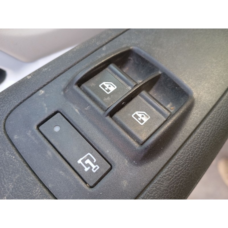 Recambio de mando elevalunas delantero izquierdo para citroën jumper ii furgoneta 2.2 bluehdi 140 referencia OEM IAM   