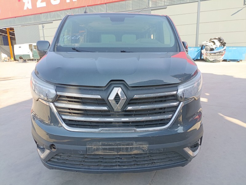 renault trafic iii autobús (jg_) del año 2023