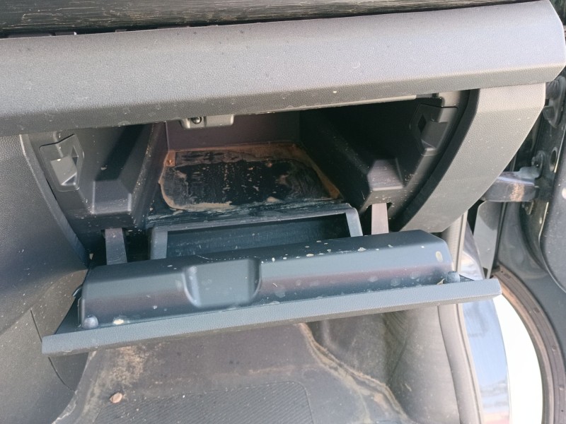 Recambio de guantera para renault trafic iii autobús (jg_) 2.0 dci 110 (jgmw) referencia OEM IAM   