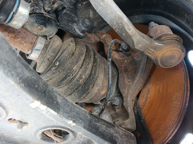 Recambio de mangueta delantera derecha para renault trafic iii autobús (jg_) 2.0 dci 110 (jgmw) referencia OEM IAM   